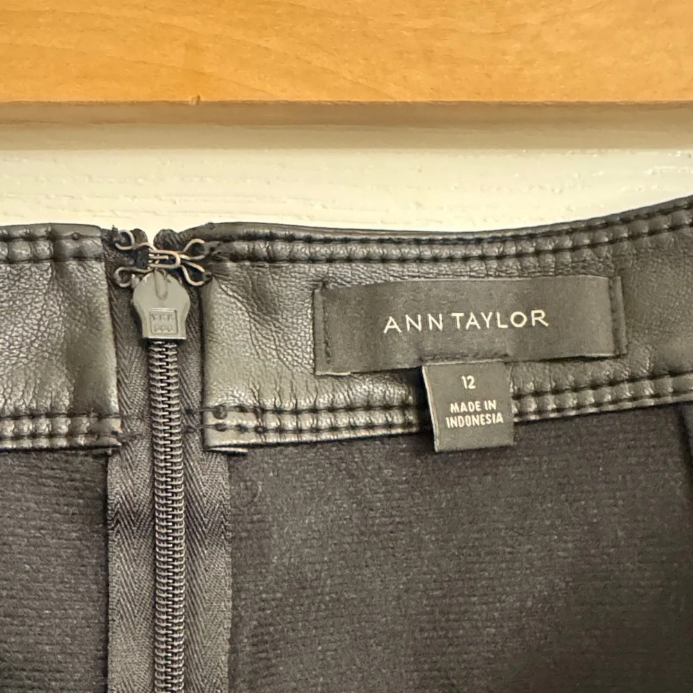 Black Pencil Skirt - Picture 3 of 5